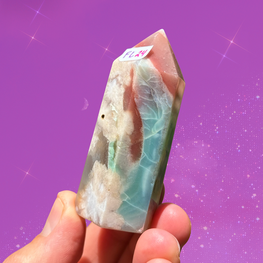 Gorgeous Green Flower Agate Tower